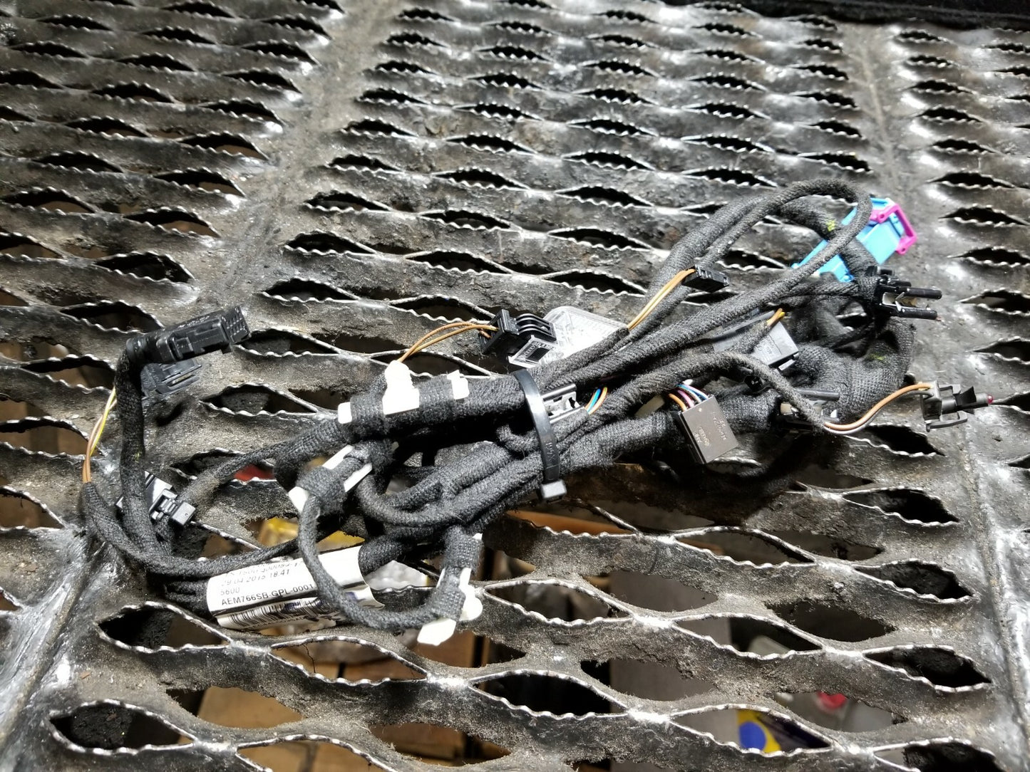 2015 Audi Q7 Front Door Wire Harness Left Driver Side OEM