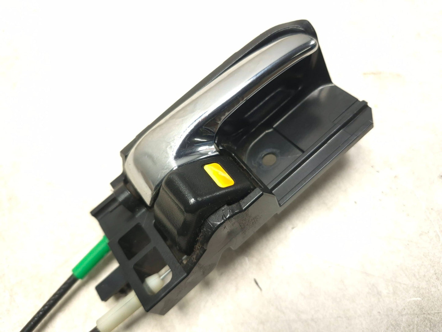 2007 Toyota Corolla Door Lock Actuator Front Passenger Side Right 6903002130 OEM