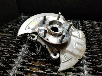 2017 Chevrolet Malibu Front Spindle Knuckle Wheel Hub Left Driver Side OEM