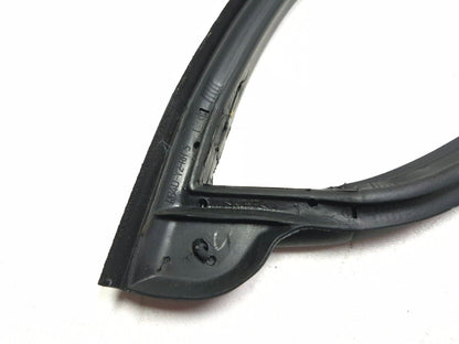 2014 Hyundai Accent Door Weatherstrip Seal Front Passenger OEM
