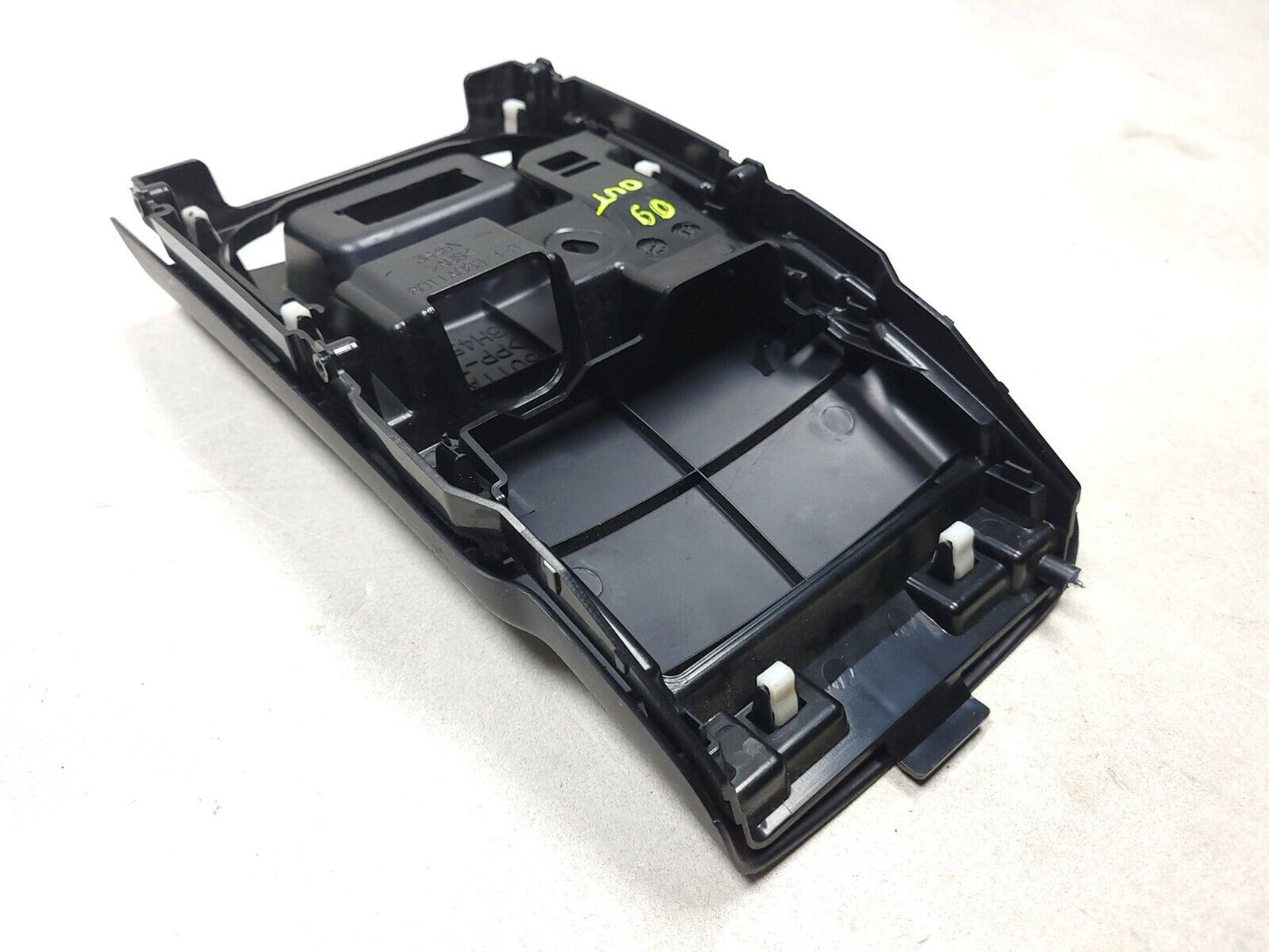 07-09 Mitsubishi Outlander Center Console Rear Lid Cover  OEM