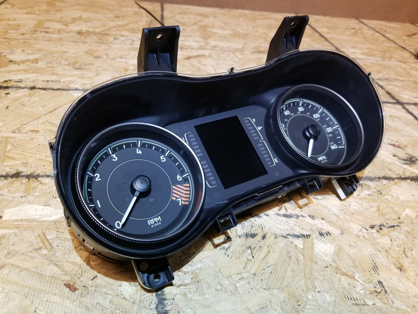 2014 Jeep Cherokee Instrument Cluster Speedometer OEM