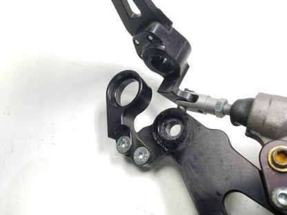 2008 - 2016 2012 Yamaha Yzfr6 R6 Rear Brake Master Cylinder & Brake Pedal