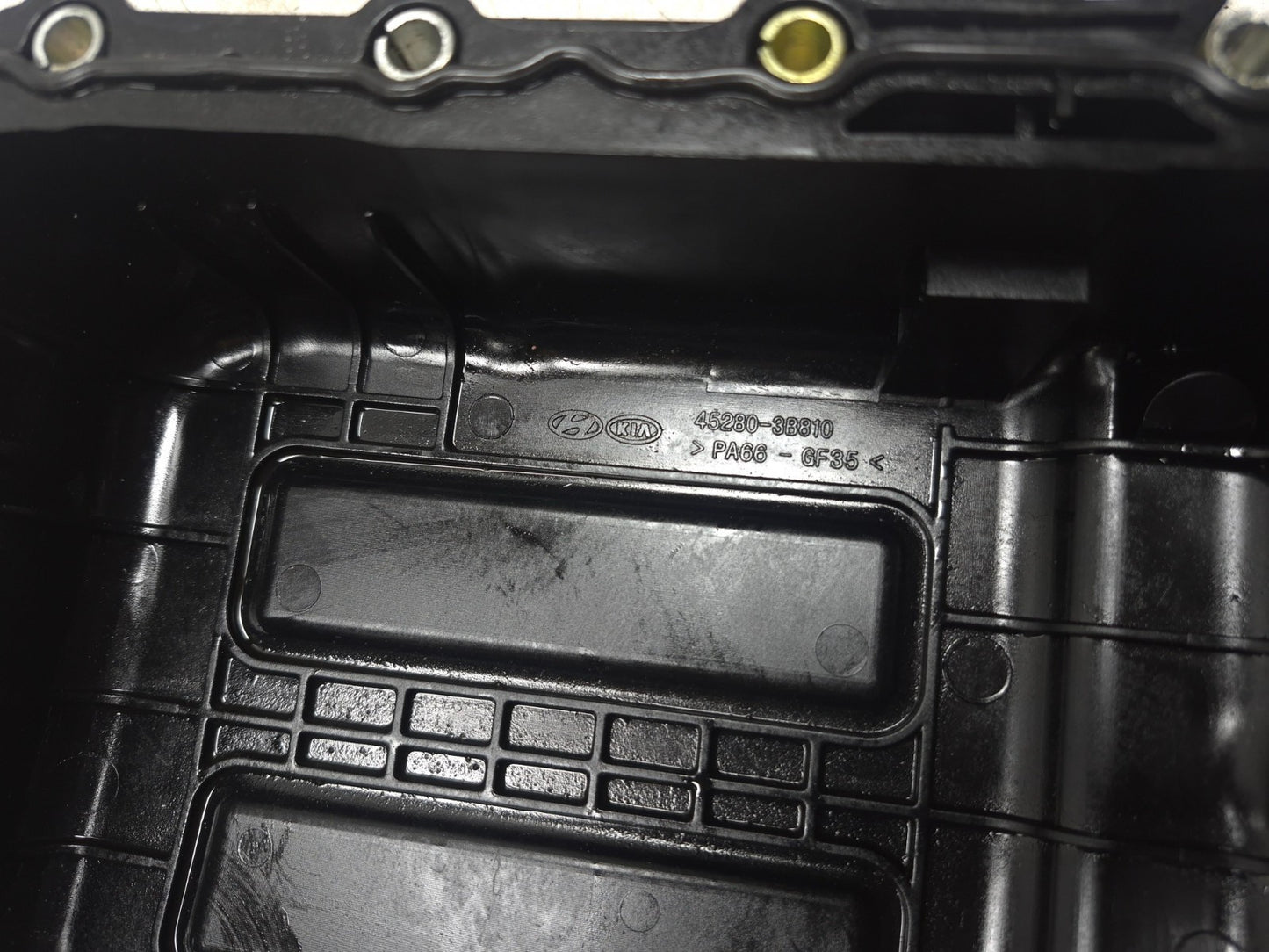 2012 Hyundai Sonata Automatic Transmission Valve Body Cover OEM