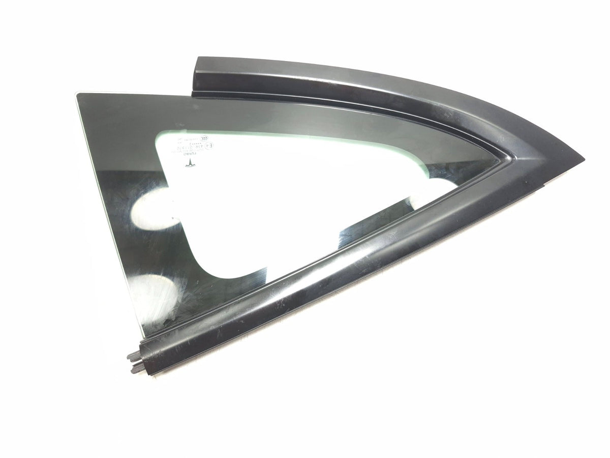 2022 Tesla Model 3 Rear Quarter Window Glass Right Passenger Side OEM