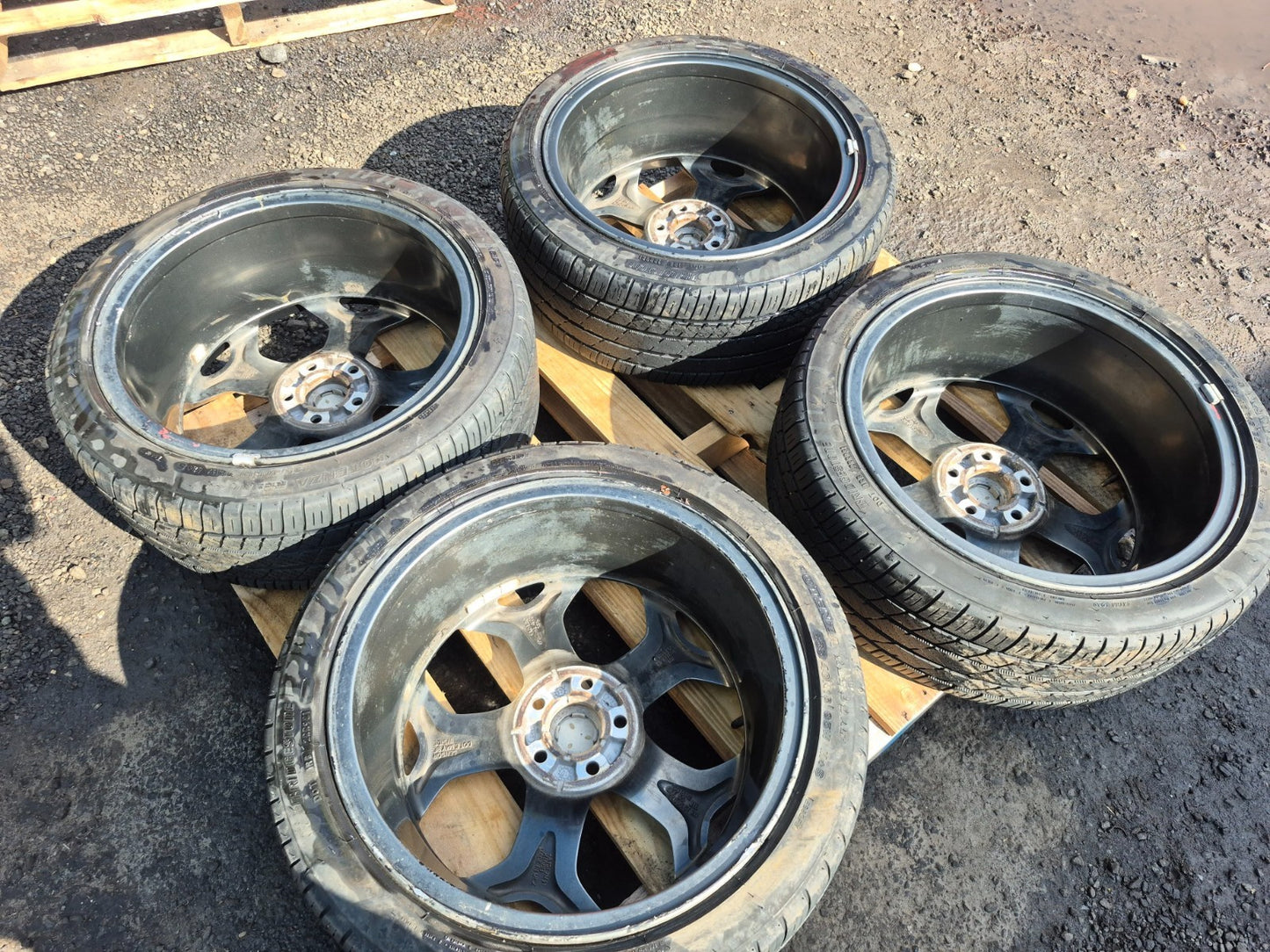 2014-2018 Ford Focus St Wheel Rim W/tire 18jx18 235/40/r18 Bridgestone 4 Pcs OEM