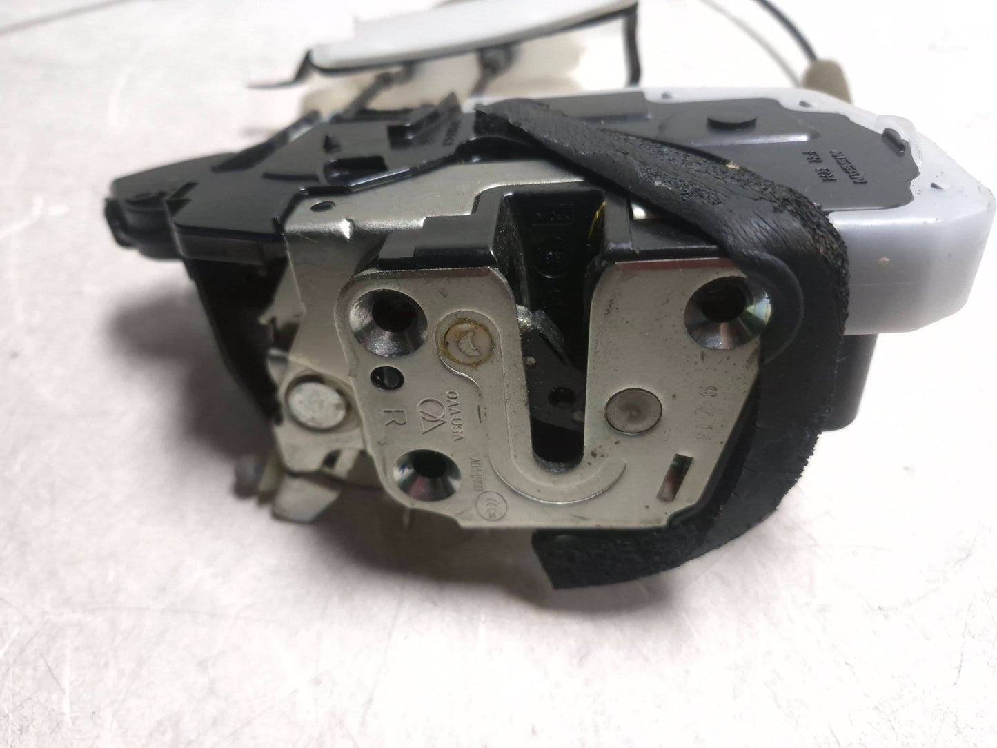 2010 Nissan Maxima Front Passenger Door Lock Latch Actuator OEM