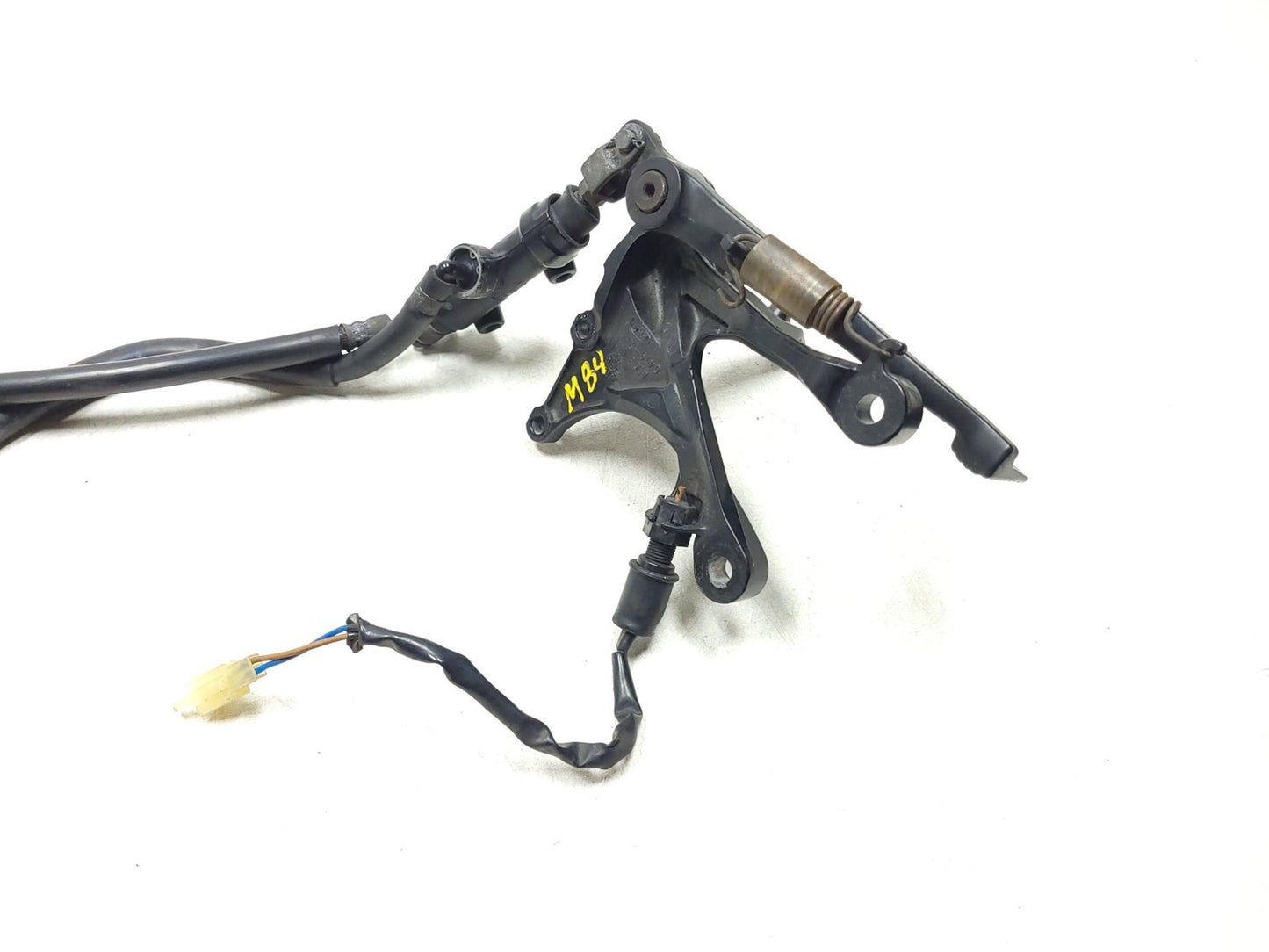 2007 Kawasaki Ninja Zx-6r Zx600  Rear Brake Master Cylinder W/ Footrest Assy OEM