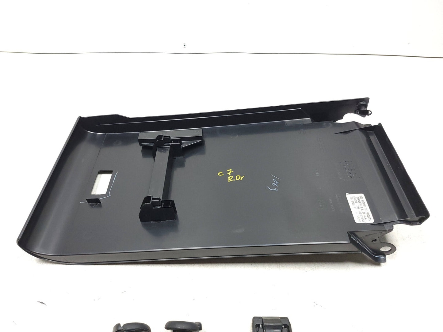 2007 - 2013 BMW X5 E70 Rear Seat Center Trim & Headrest Guide Sleeve OEM