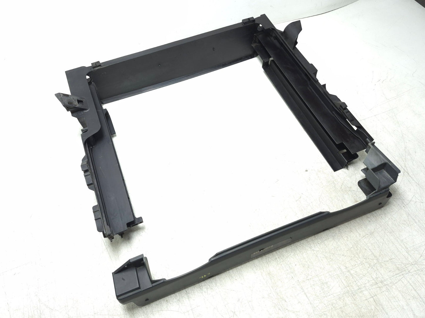 2008 BMW X6 E71 Front Engine Radiator Support Panel Carrier OEM