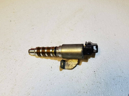 10 11 12 13 Volvo XC60 3.2l Camshaft Adjustment Control Solenoid Valve OEM