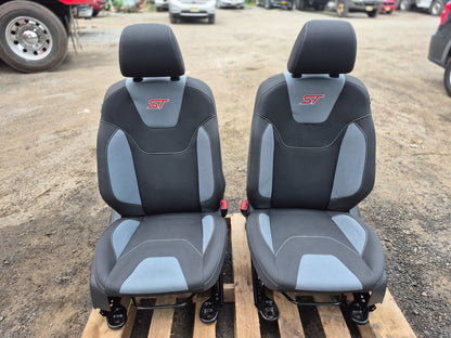 2017 Ford Focus St Front Seat Left & Right OEM