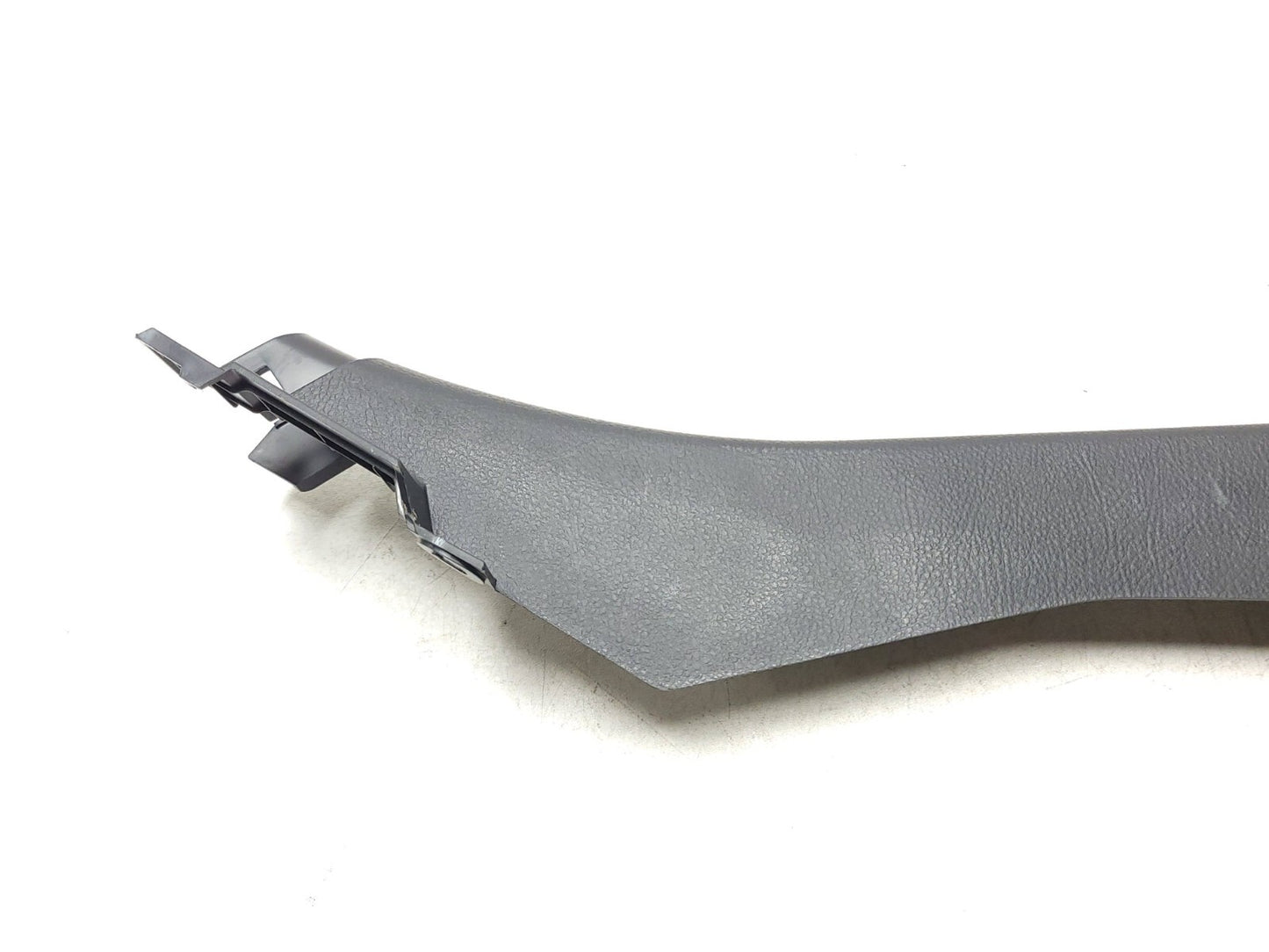 09-14 Hyundai Genesis Rear Lock Pillar Trim Scuff Cover Left & Right OEM Sedan