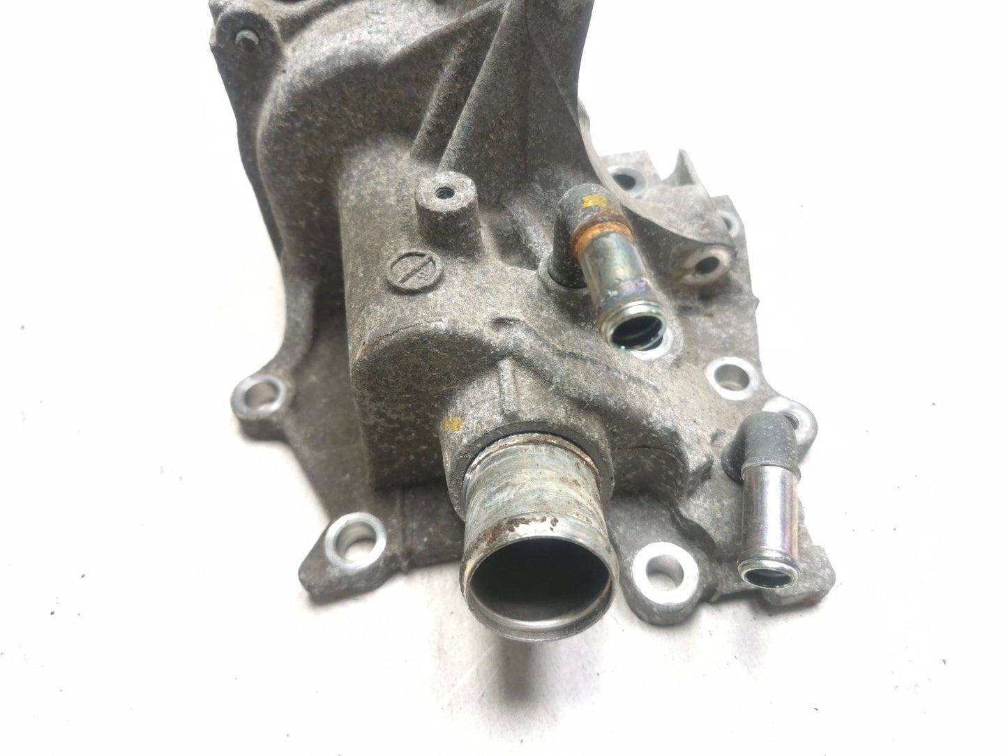 2015 Nissan Juke Water Pump Thermostat Housing 11061-bv80b OEM
