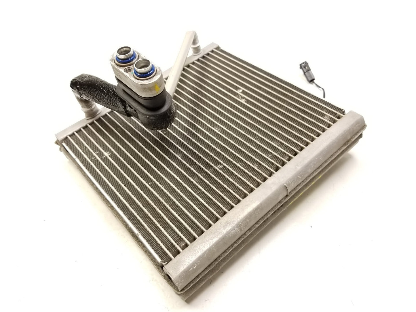 2019 Hyundai Kona A/c Evaporator Core OEM
