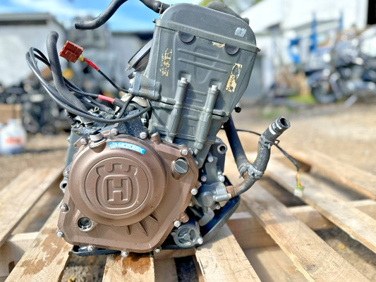 2018 Husqvarna Svartpilen 401 Engine Motor OEM