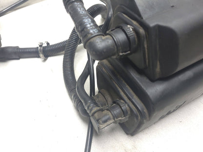 2007 Range Rover 4.2l Fuel Vapor Canister W/ Valve OEM