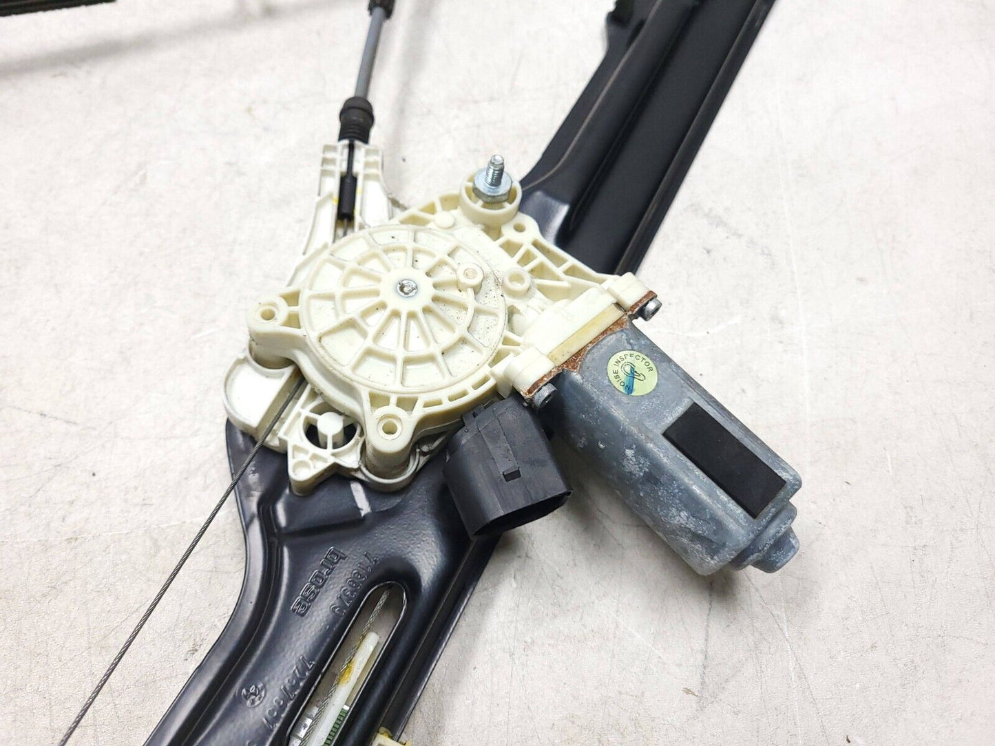 2009 - 2013 BMW X5 E70 Window Regulator & Motor Front Driver Side Left OEM