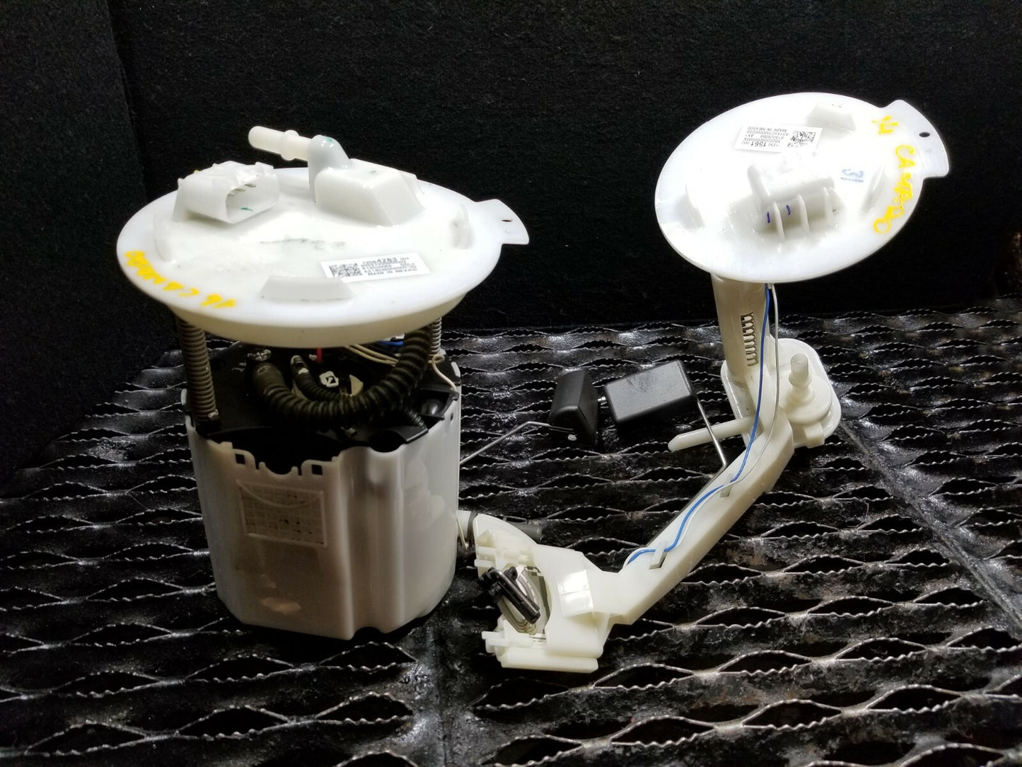 2014 Chevrolet Camaro Fuel Pump & Sending OEM