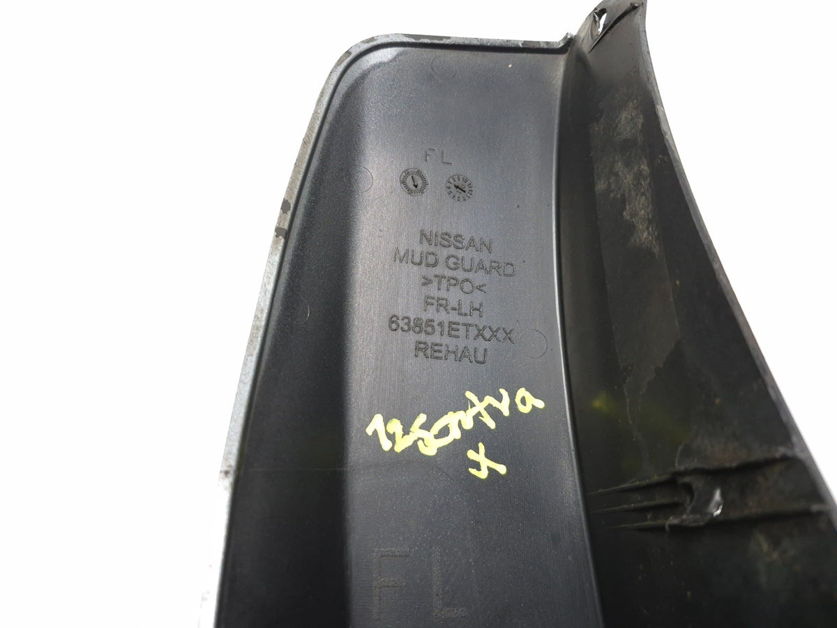 2007 - 2012 Nissan Sentra Mud Flap Front & Rear 3pcs  Em