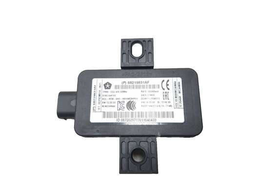 2018 Chrysler 300 Tpms Tire Pressure Monitor Sensor Module  OEM