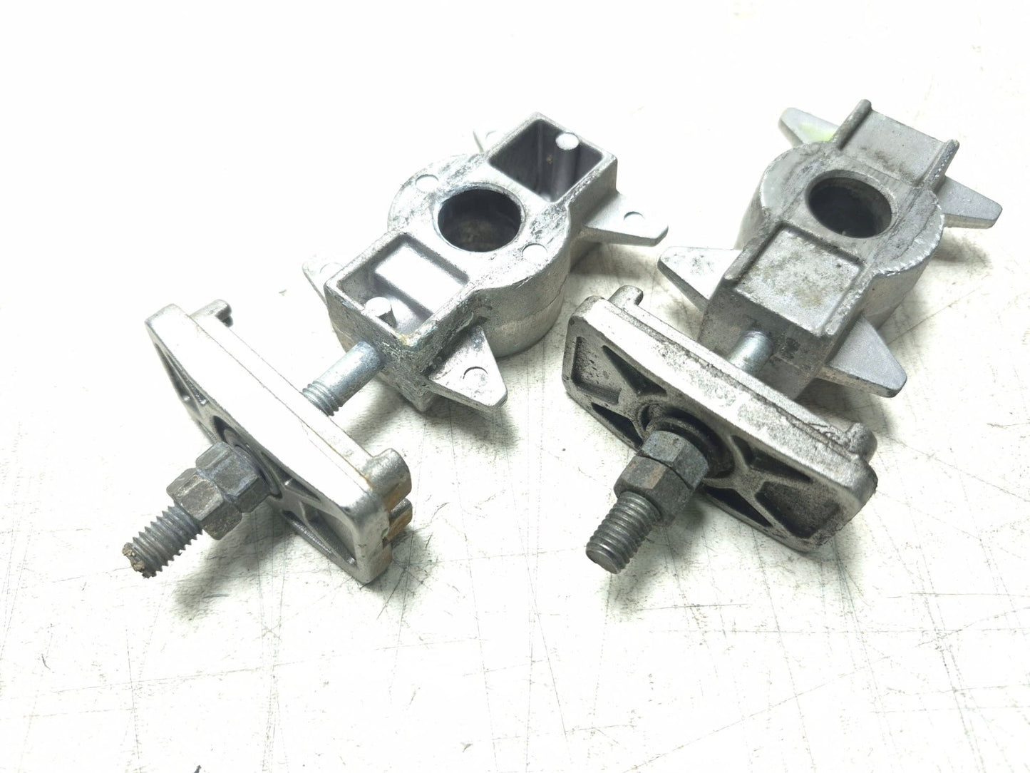 2009 Yamaha Fz6r Chain Adjuster 2pcs OEM