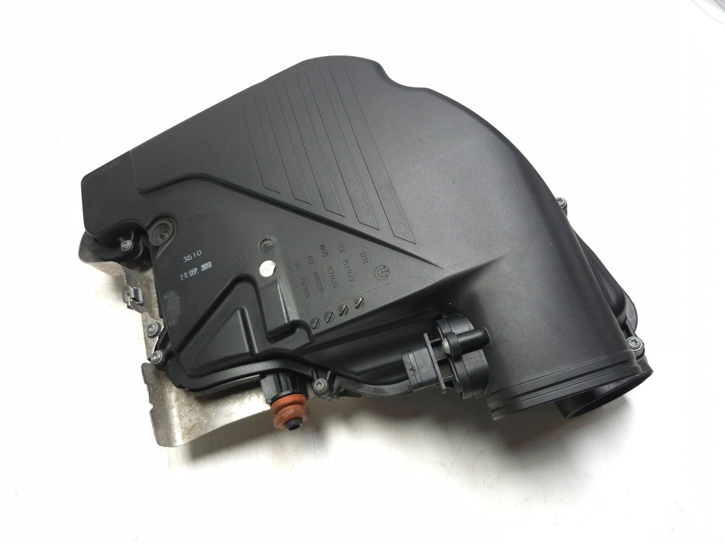 2011 BMW 750li Air Box Cleaner Filter Housing Left & Right OEM