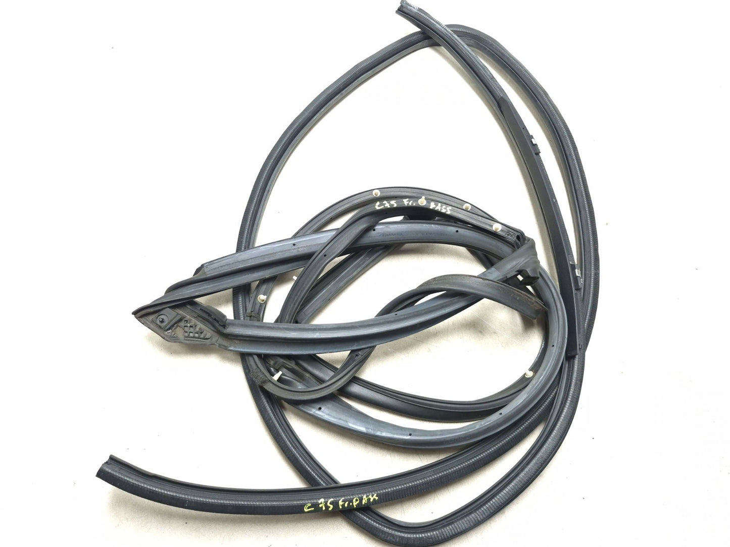 2010 Lexus Hs250h Front Door Weatherstrip Seal Right Passenger Side OEM