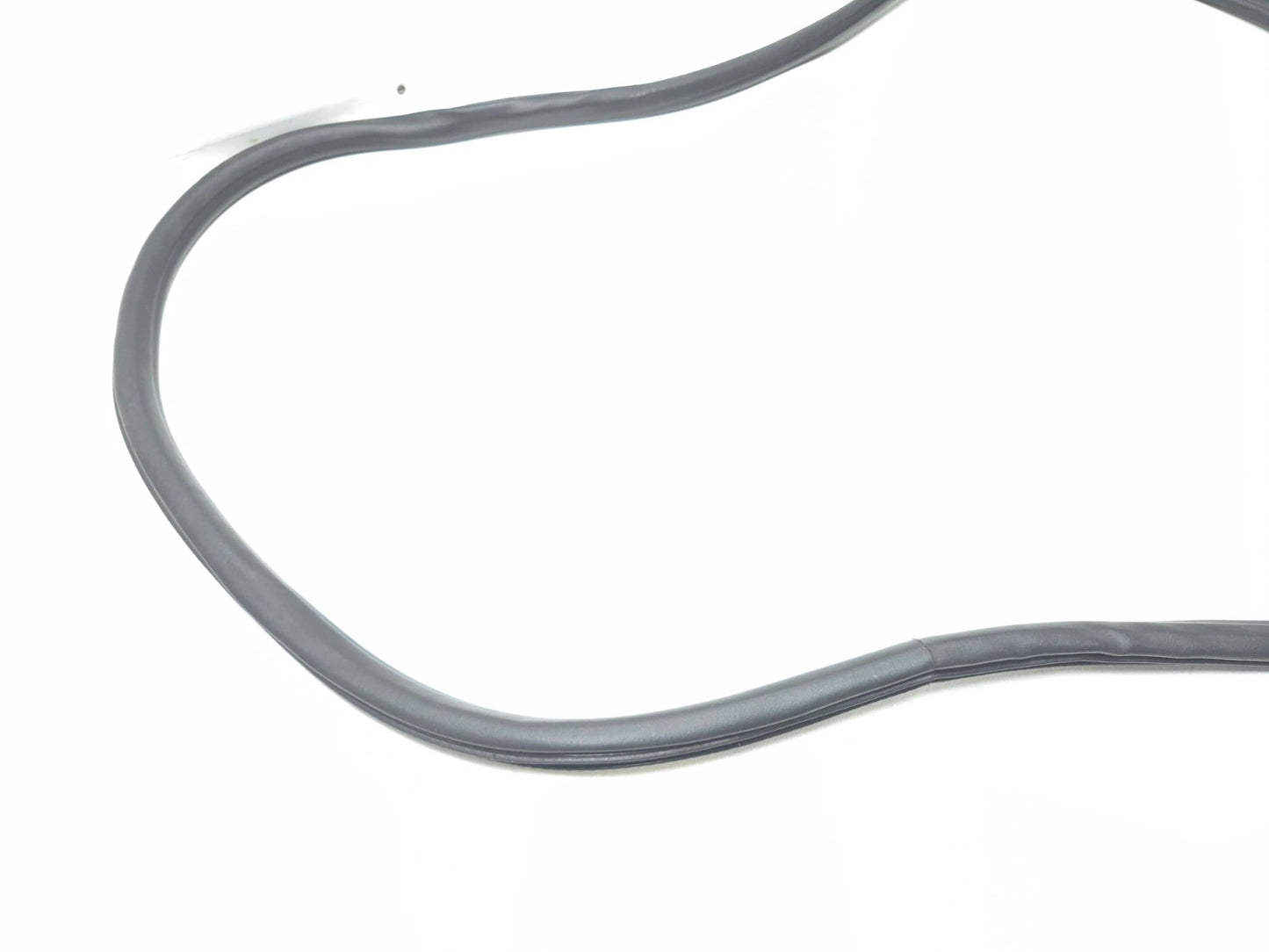 2017 Chevrolet Malibu Front Passenger Door Weatherstrip Seal OEM