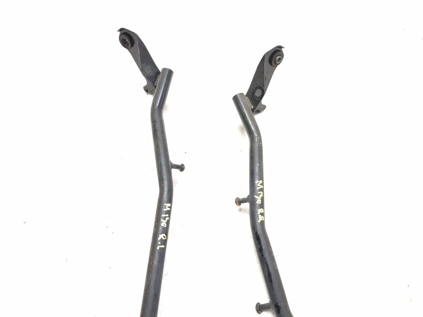 2006 Suzuki Gs 500fk Rear Fender Bracket Mount Pair OEM
