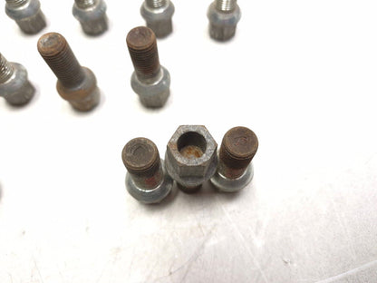2011 Volkswagen Passat Wheel Bolt 15 Pcs OEM