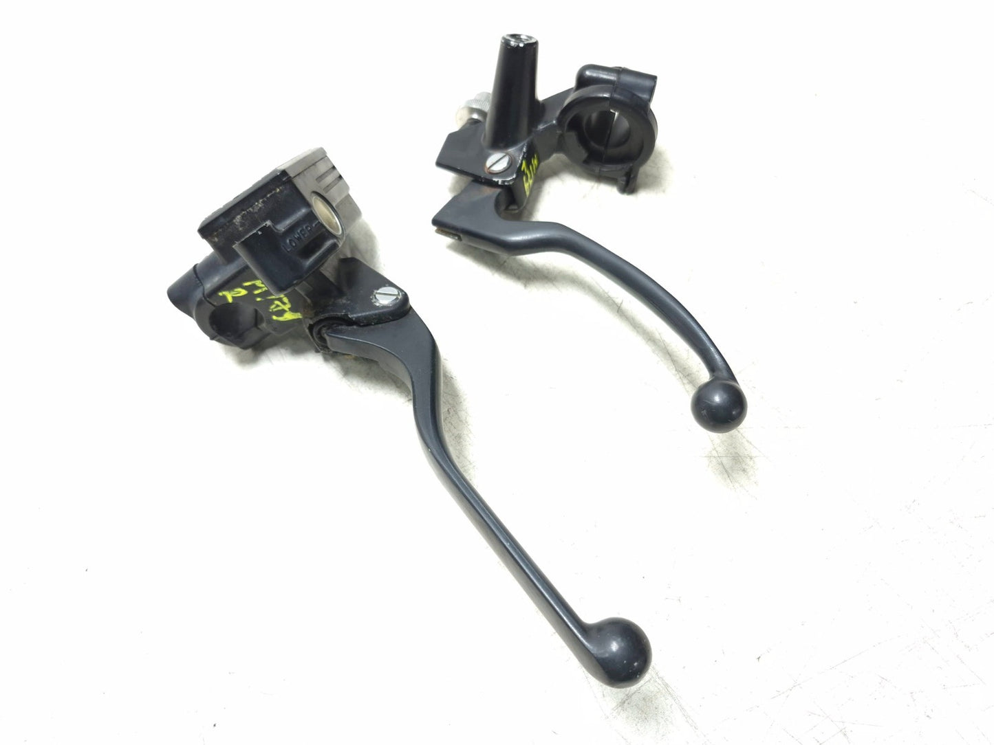 1985 Honda Shadow Vt500c Front Brake Master Cylinder & Clutch Lever Pair OEM