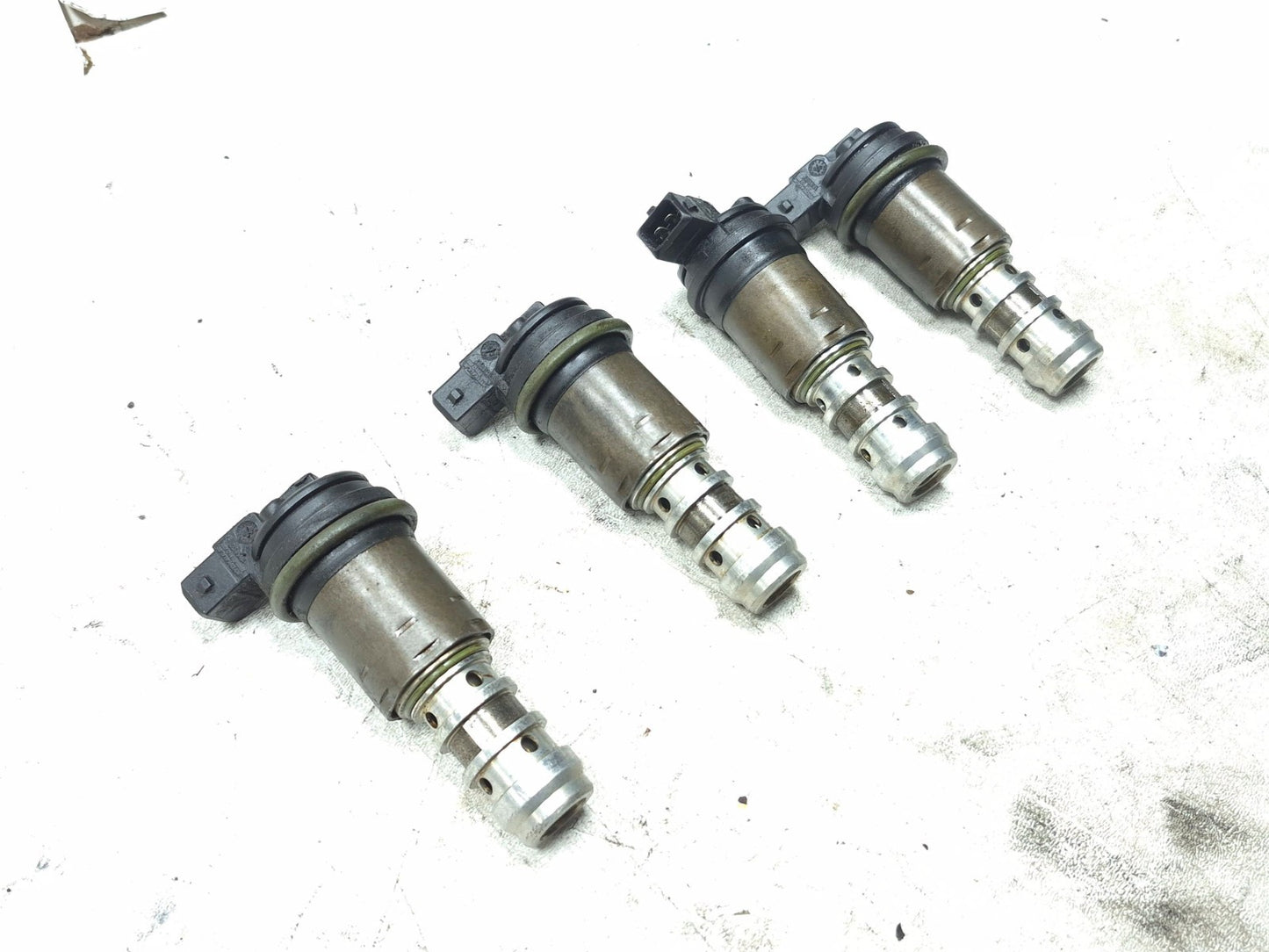 2010 BMW X5 4.8l Engine Variable Valve Timing Solenoid 4 Pcs OEM