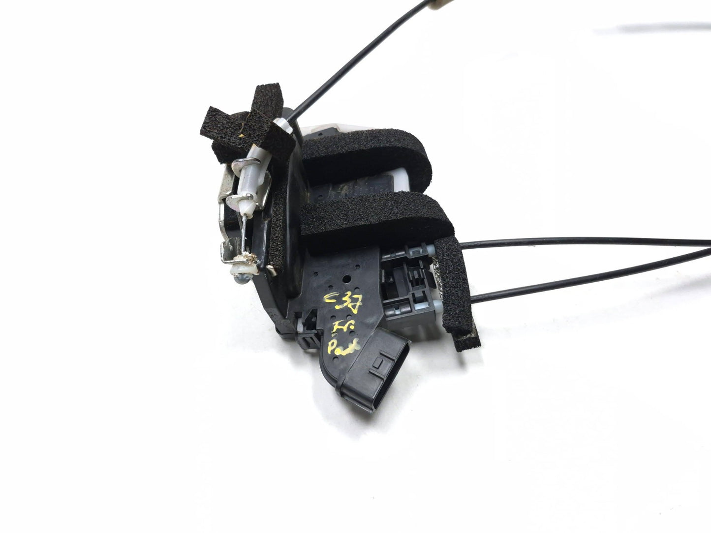 2011 Nissan Juke Door Lock Actuator Front Passenger Side Right OEM