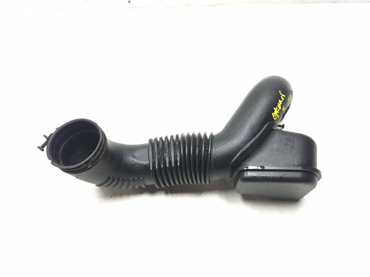 2015 Kia Optima 2.4l Air Intake Tube 28130-3s160 OEM