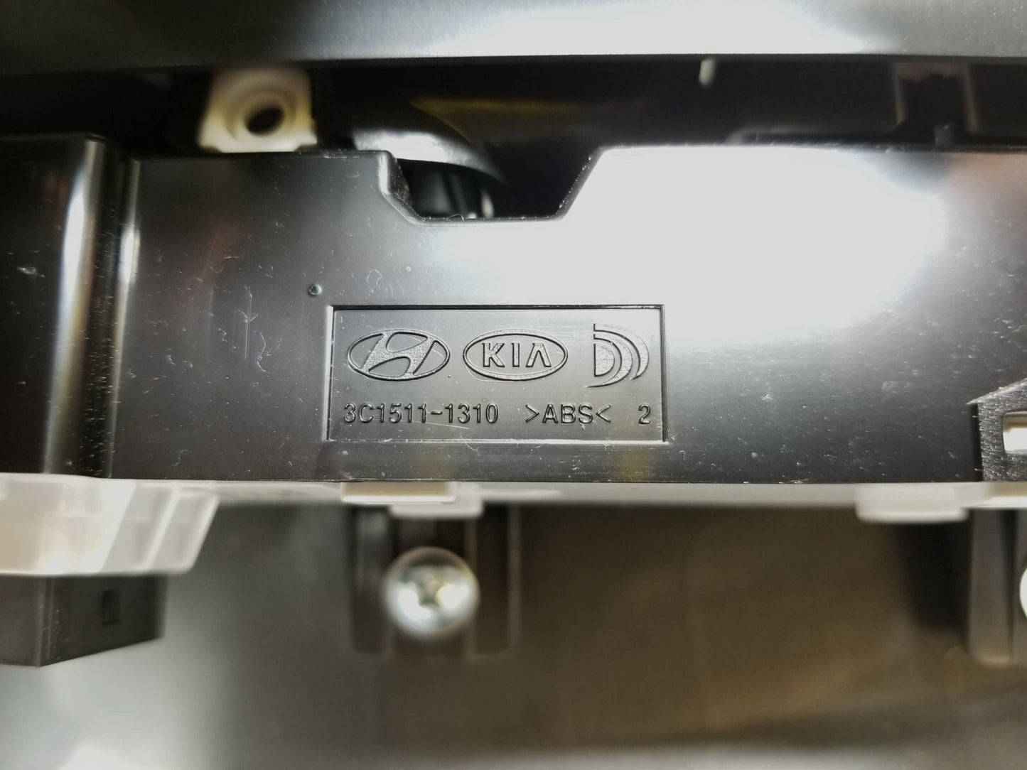 2019 Hyundai Kona Front Passenger Door Panel OEM