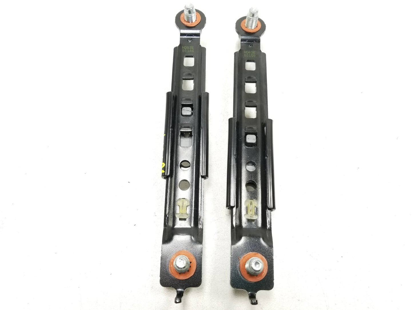 2018 Kia Forte Front Seat Belt Adjuster 2pcs OEM