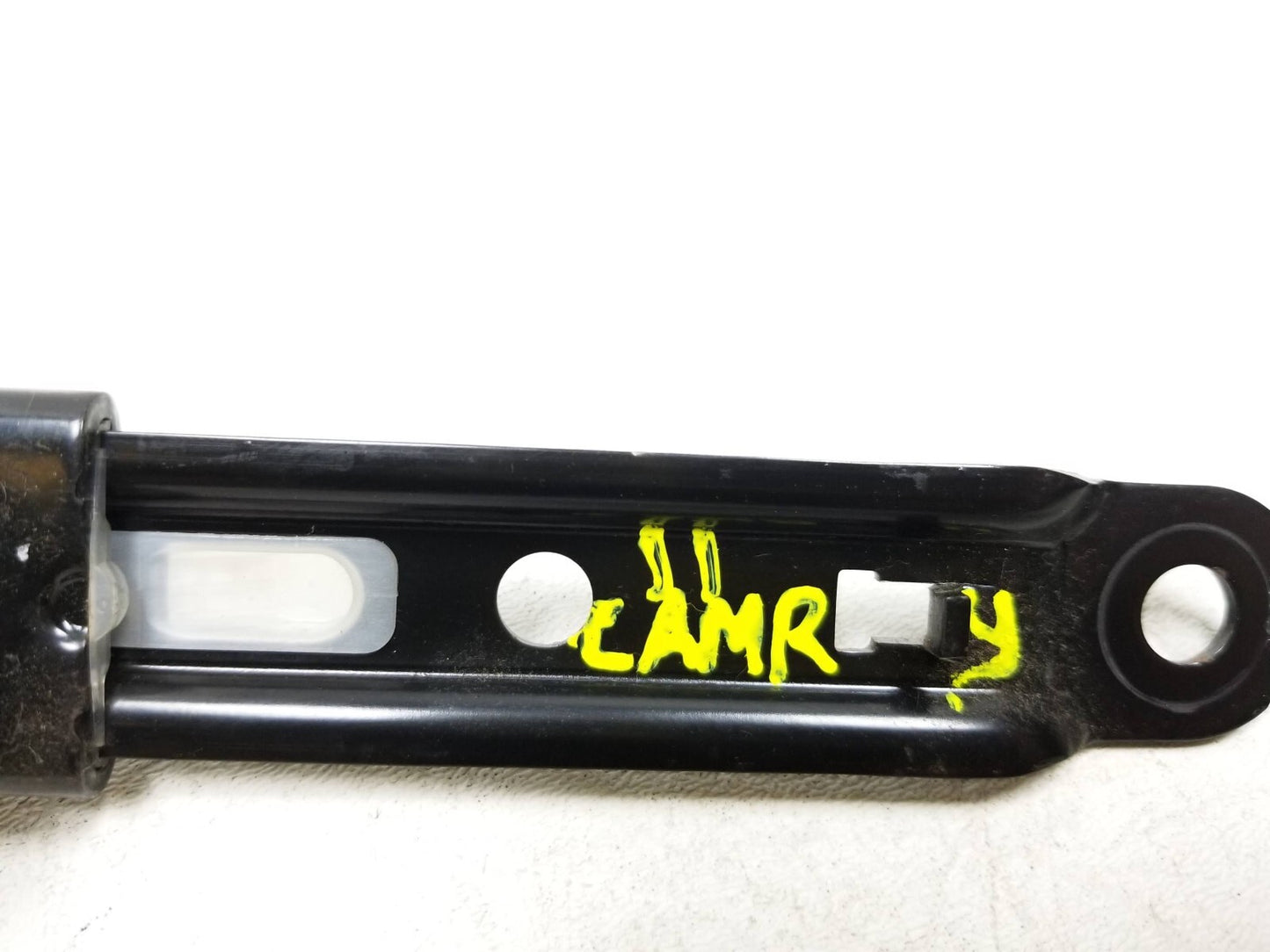 2007 - 2011 Toyota Camry Front Seat Belt Bracket Left & Right OEM