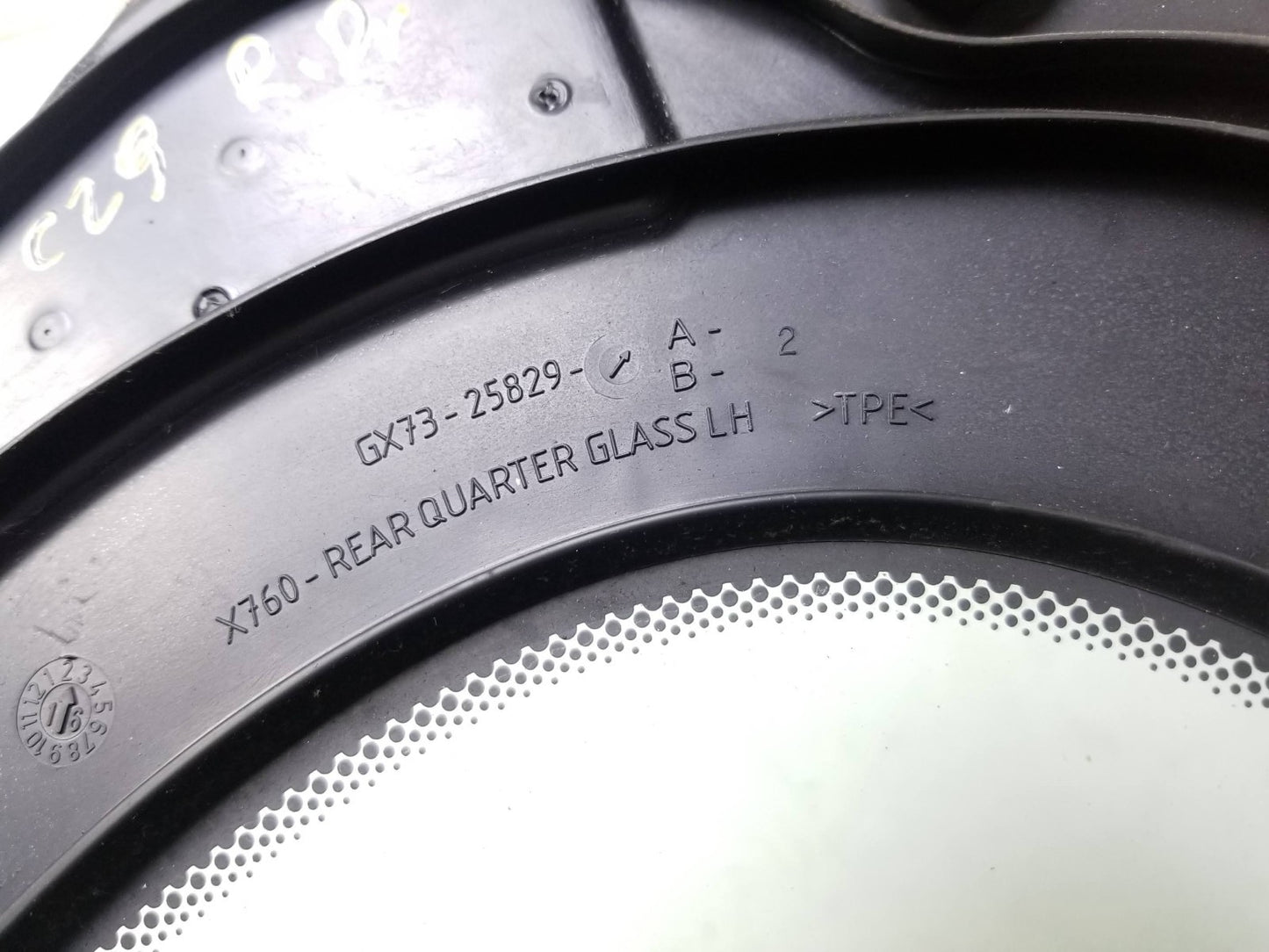 2017 Jaguar Xe Rear Driver Side Left Door Vent Window Glass OEM Gx73-25829-a