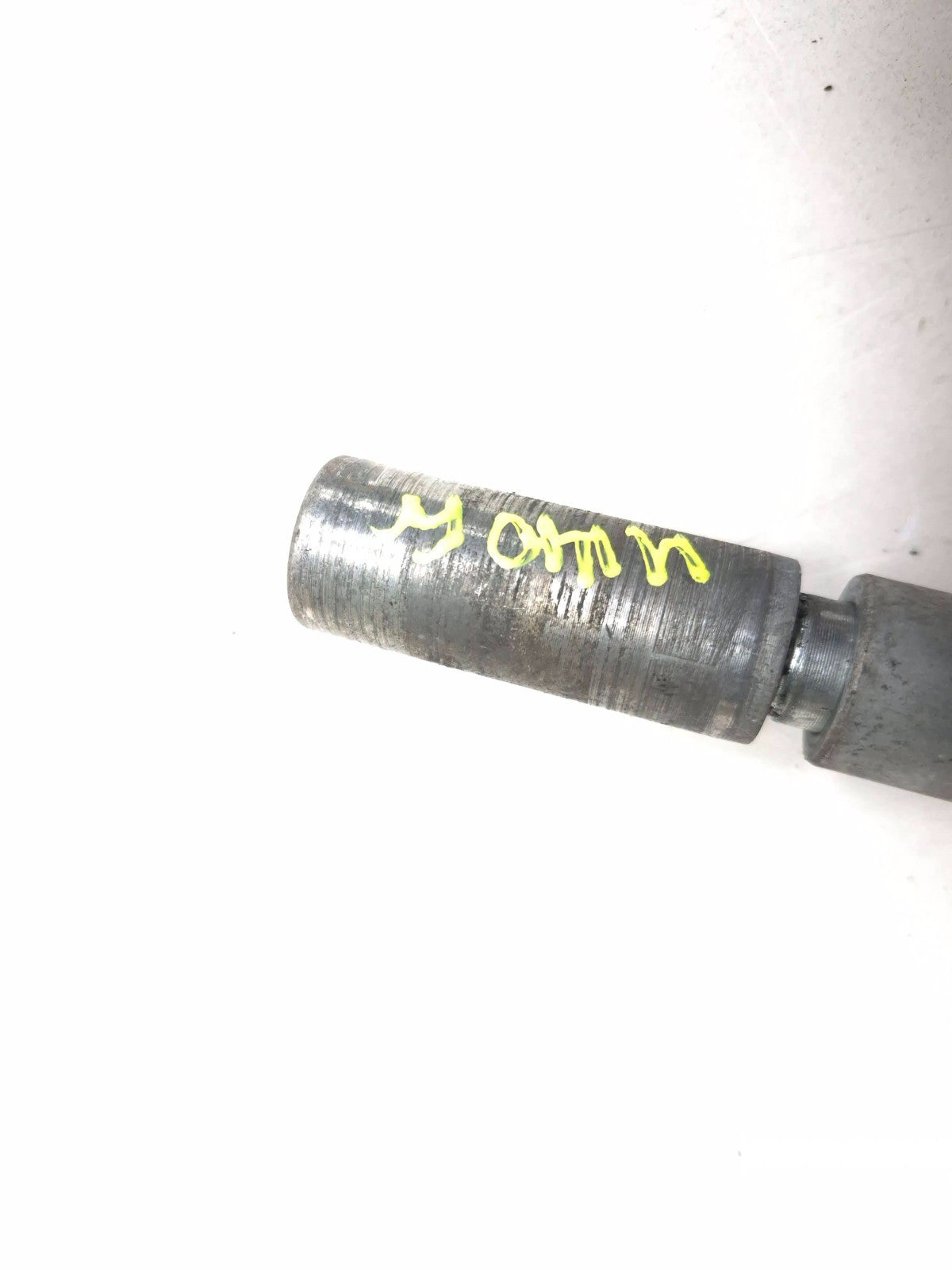 2006 Suzuki Gz250 Front Wheel Axle OEM