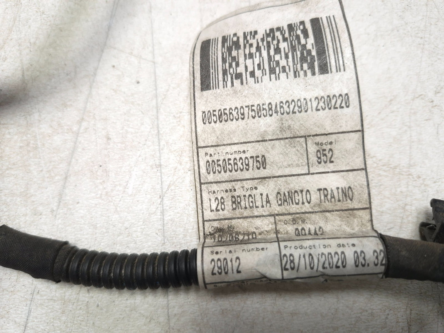 2021 Alfa Romeo Giulia Towing Trailer Hitch Bar Wire Harness Oem✅