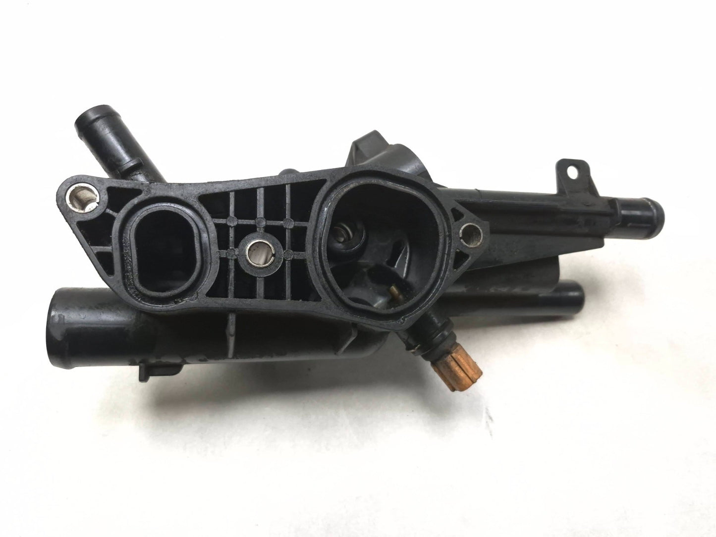 2011 Kia Sportage Thermostat Housing  2.4l OEM