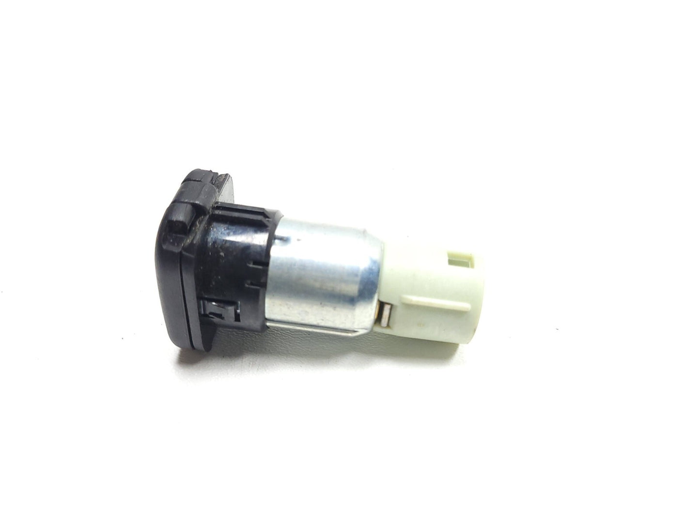 2007 - 2015 Mazda Cx-9 12v Socket Outlet OEM