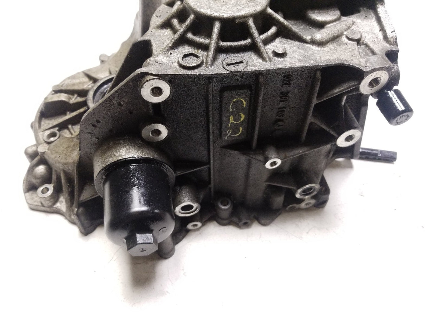 2013 Volkswagen GTI Automatic Transmission Rear Case Housing 02e301103j OEM