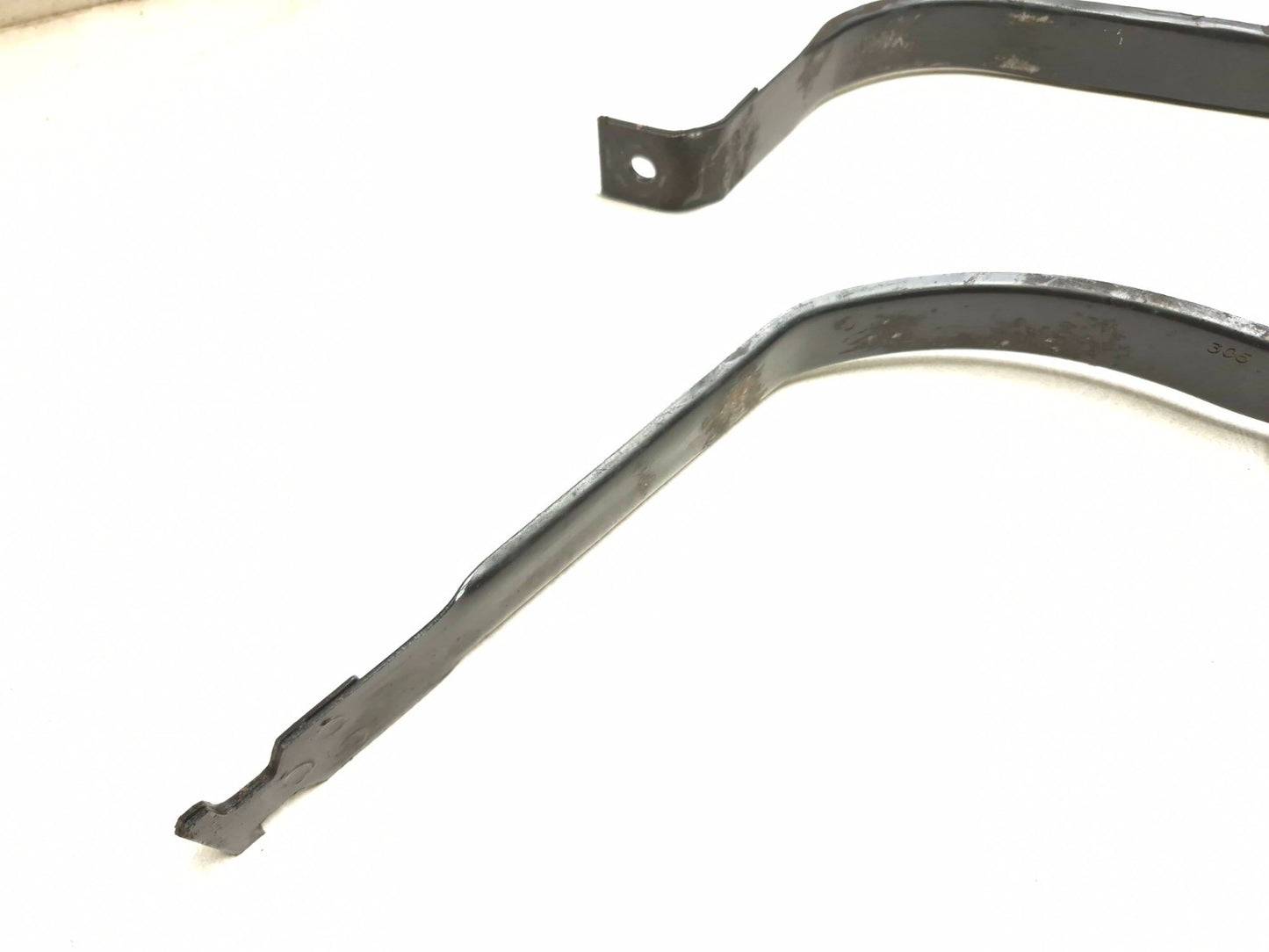 2017 Dodge Journey Fuel Tank Strap 2pcs 4766515ad OEM