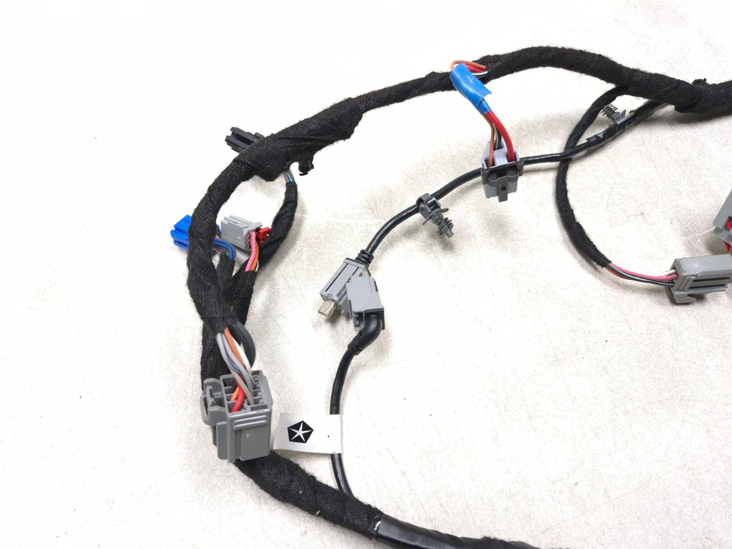 2018 Chrysler 300 Limited AWD Center Console Wiring Harness OEM