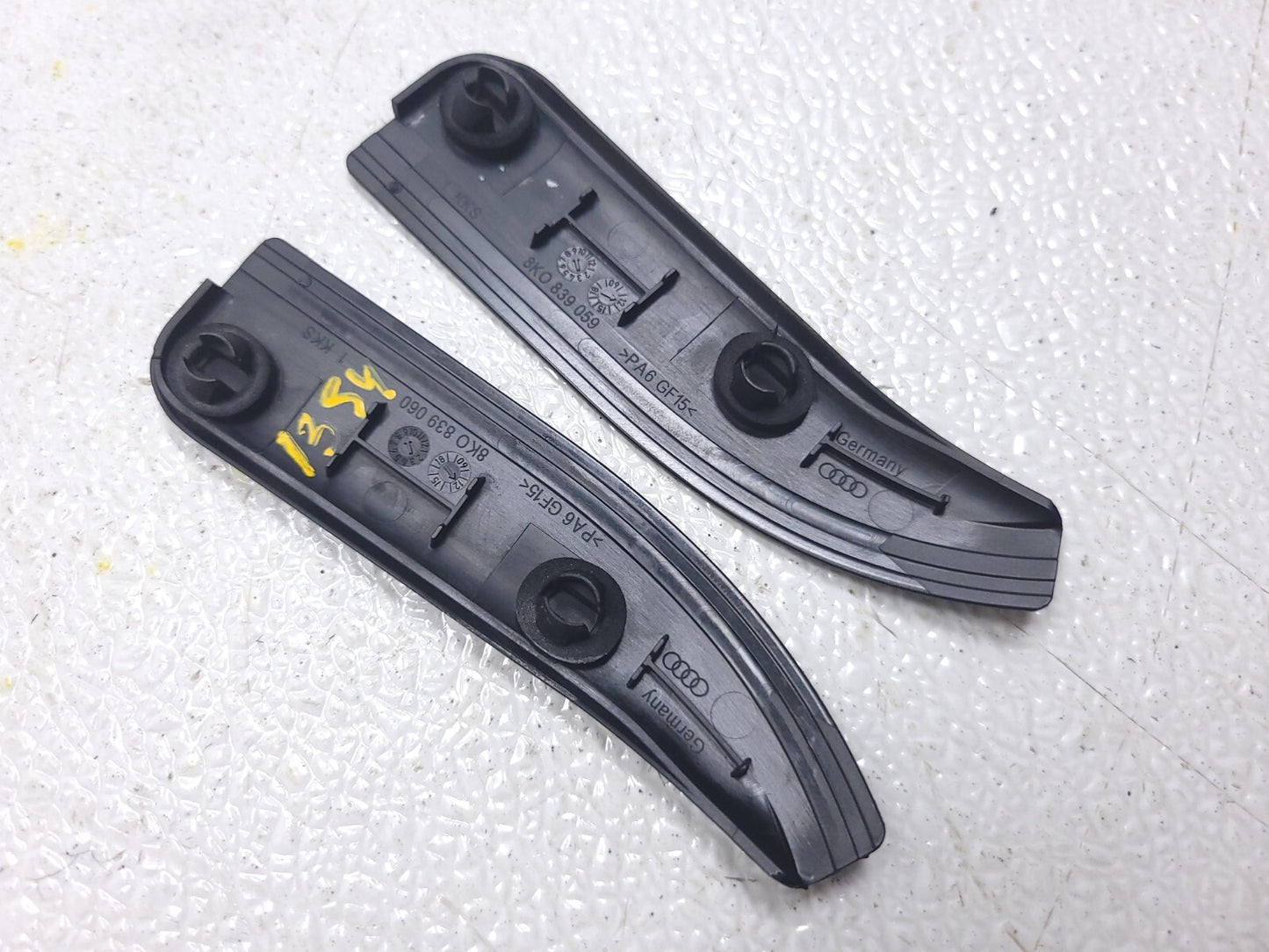 13 14 15 16 Audi A4 S4 Rear Door Seal Bracket Left & Right Pair OEM