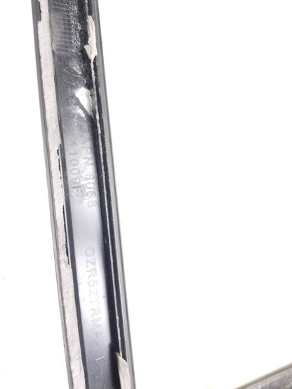 2013 Dodge Caravan Door Window Belt Seal Molding Fron Passenger Side Right OEM