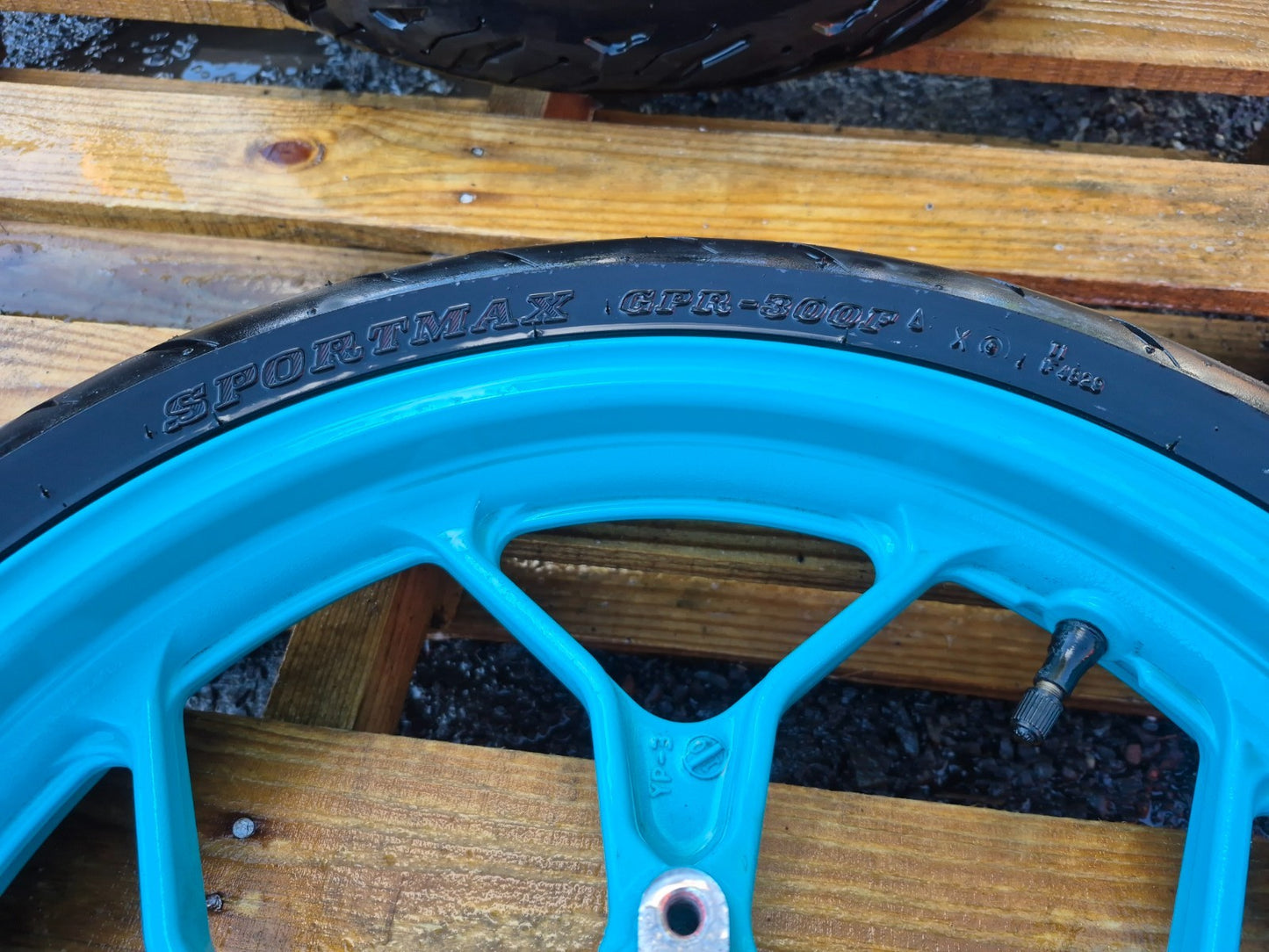 2024 Yamaha R3 Yzfr3 Wheel Rim W/tire Michelin Front & Rear Pair OEM