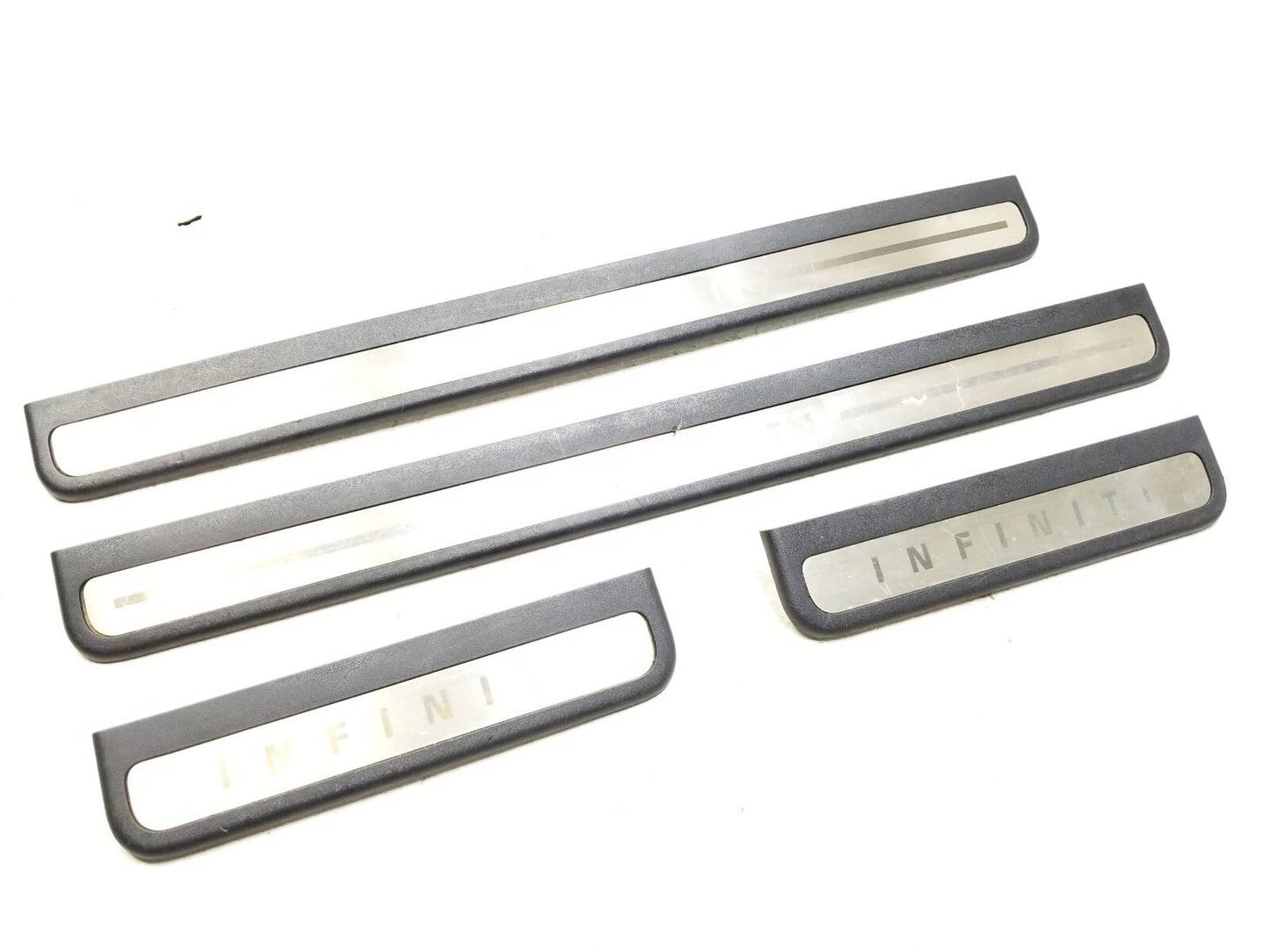 2009 Infiniti G37 Door Sill Scuff Plate Cover 4pcs OEM